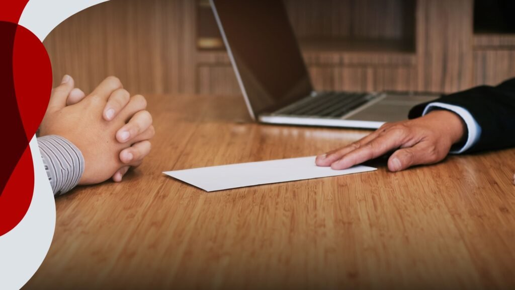 Descubra tudo sobre a demissão sem justa causa, seus direitos, cálculo das verbas rescisórias e o que fazer se algo não for pago corretamente!